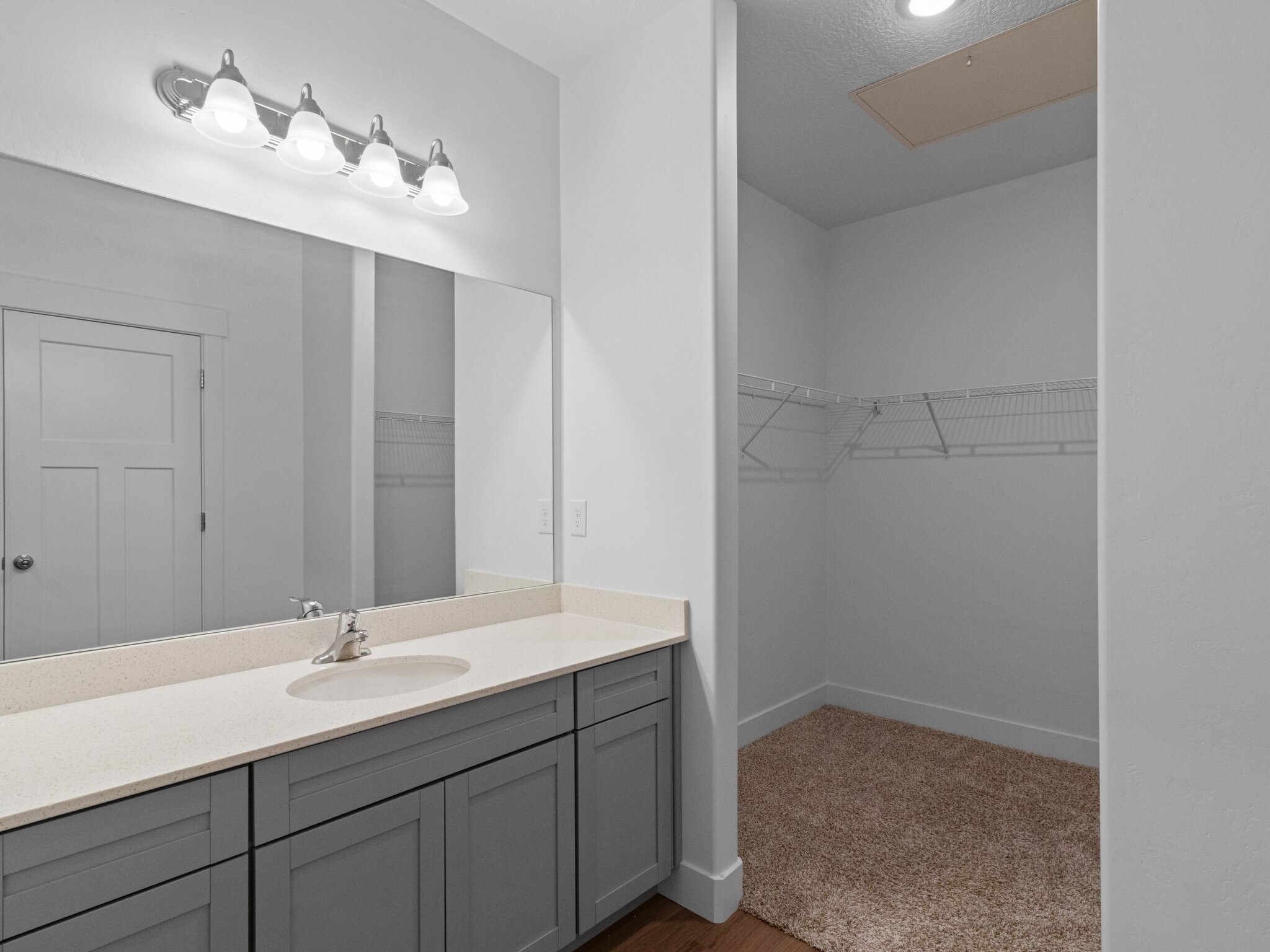 Building Photo - 13537 Commodus Dr