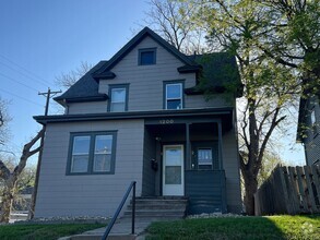 Building Photo - 1200 S Dakota Ave