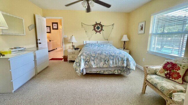 Building Photo - Available monthly Rental SEP 2025 in heart of Sebastian