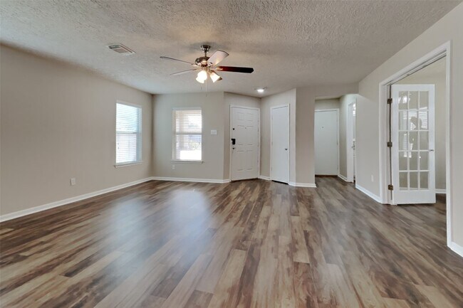 Building Photo - 19210 Doves Landing Ave