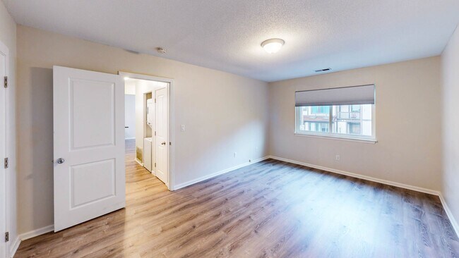 Building Photo - Beautiful 2-Bedroom Condo in Westville!