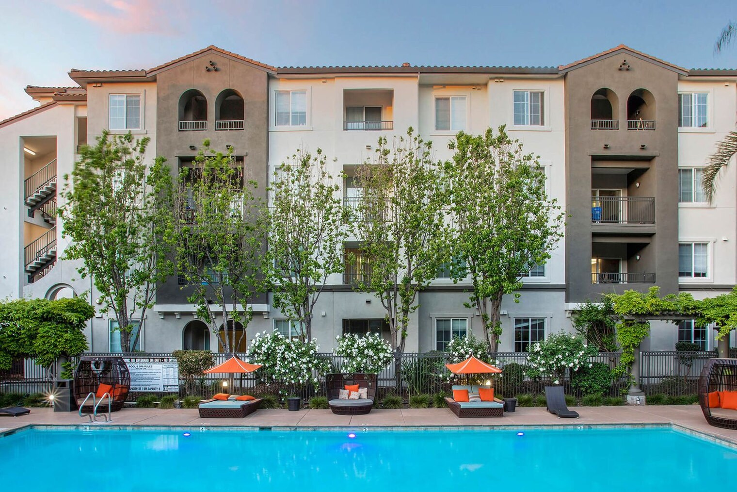 Building Photo - 730 Agnew Rd