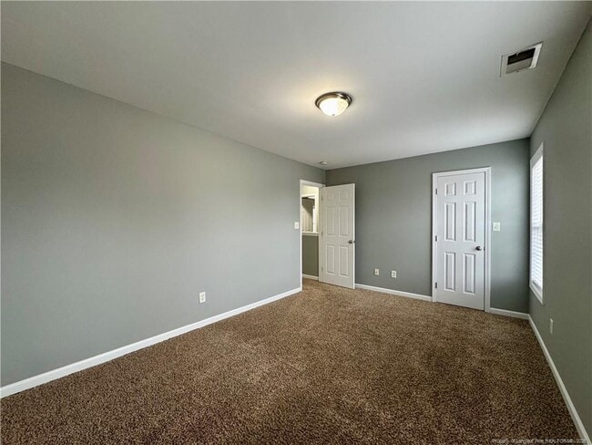 Building Photo - 311 Ranier Dr