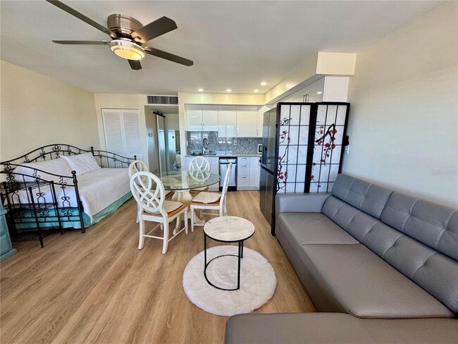 Building Photo - 8950 Park Blvd