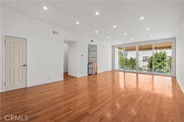 Building Photo - 1559 Winona Blvd