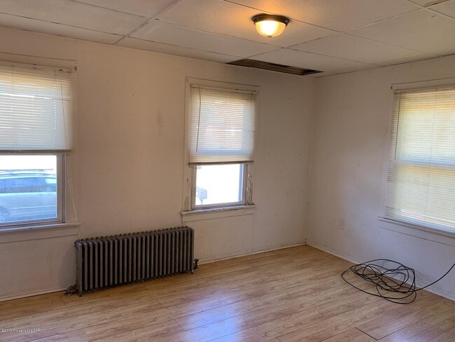 Building Photo - 1784 PA-940