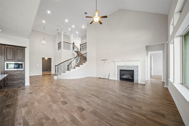 Building Photo - 2823 Maple Oak Ln