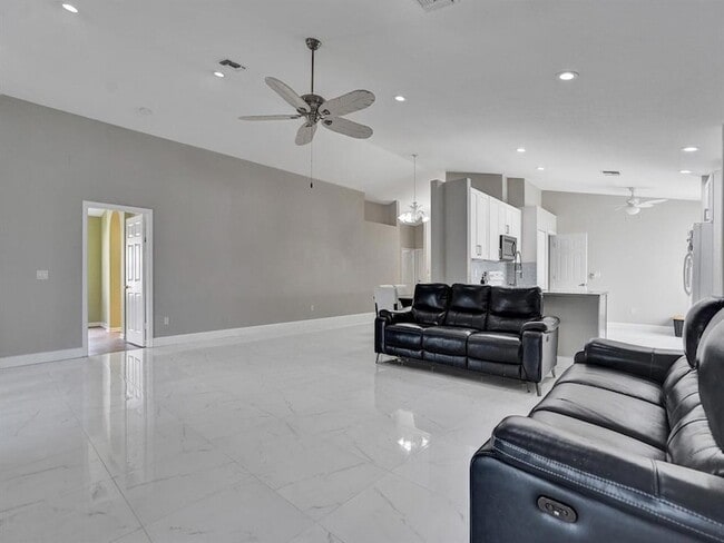 Building Photo - 22845 Barrister Dr