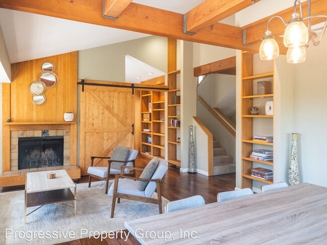 Building Photo - 4 br, 2.5 bath House - 5561 Yerba Buena Road