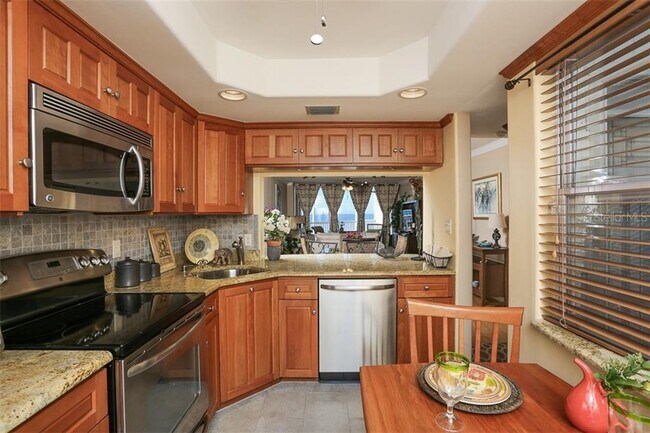 Building Photo - 1770 Benjamin Franklin Dr