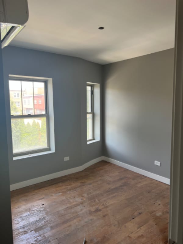 Building Photo - 4400 S Drexel Blvd