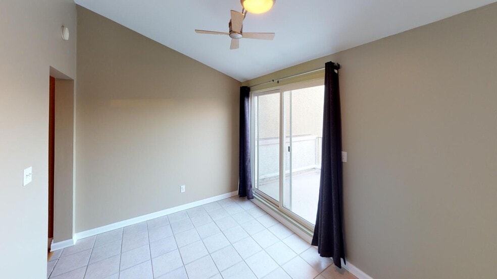 Building Photo - 1137 N Orianna St