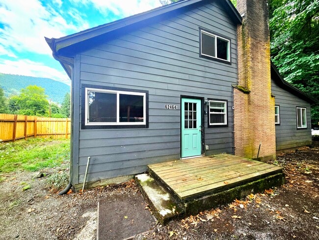 Primary Photo - 62464 E Brightwood Loop Rd
