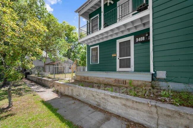 Building Photo - 3408 Wilshire Dr