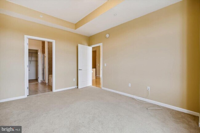 Building Photo - 2720 S Arlington Mill Dr
