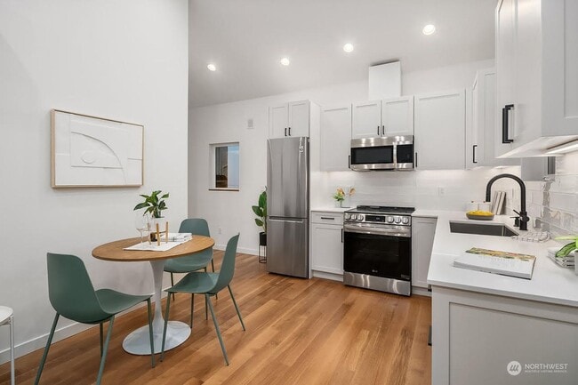 Building Photo - Brand New Magnolia 3bed 2bath Home