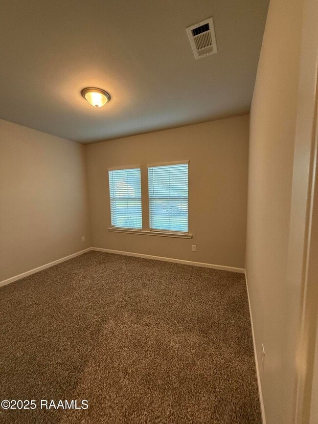 Building Photo - 200 Broussard Hl Dr
