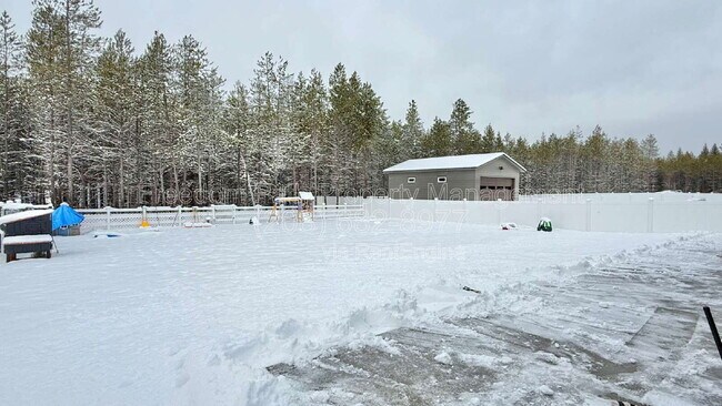 Building Photo - 31015 N Alice Ct