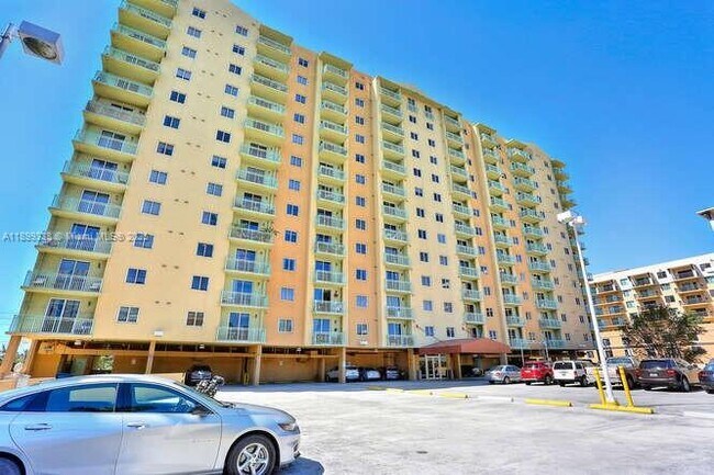 Primary Photo - 3500 Coral Wy