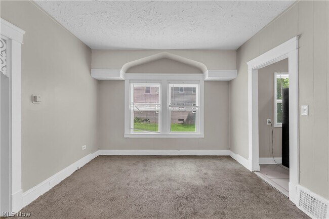 Building Photo - 12322 Fairport Ave
