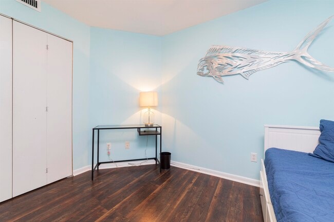 Building Photo - 43 Brigantine Ct