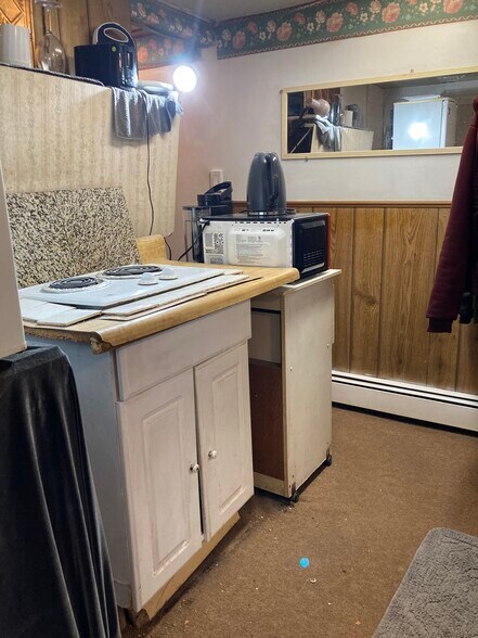 New 2 burner stovetop -microwave area - 764 Lenore Ln