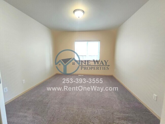 Building Photo - 15410 87th Ave E