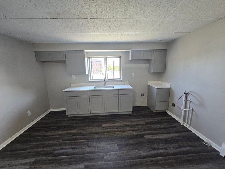 Building Photo - 27415 Gratiot Ave