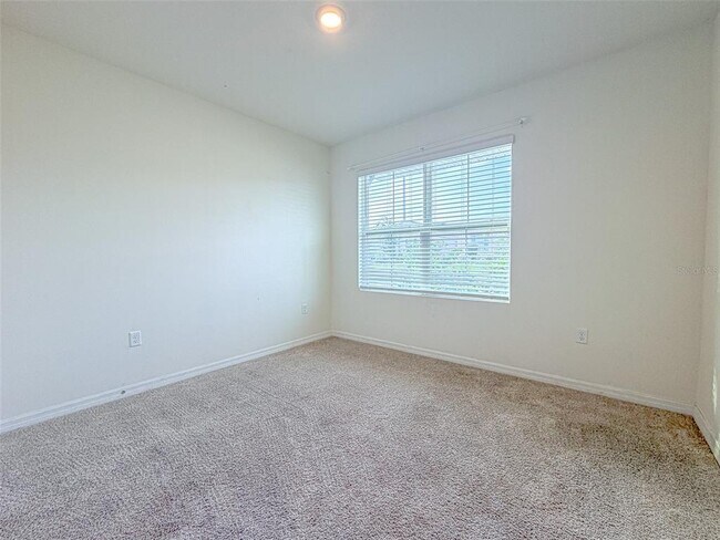 Building Photo - 309 Sofia Ln