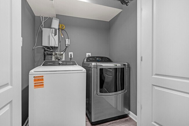 Building Photo - 1894 Scaffold Way