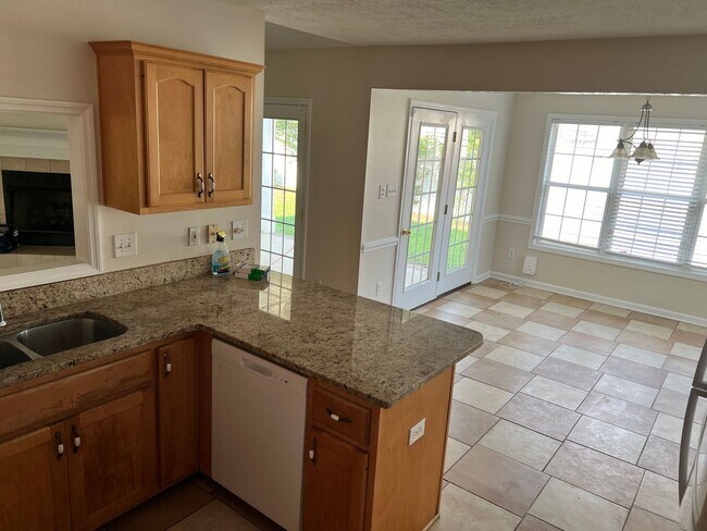 Building Photo - Beautiful 4br, 2.5 bath home in the Jack Brit school district