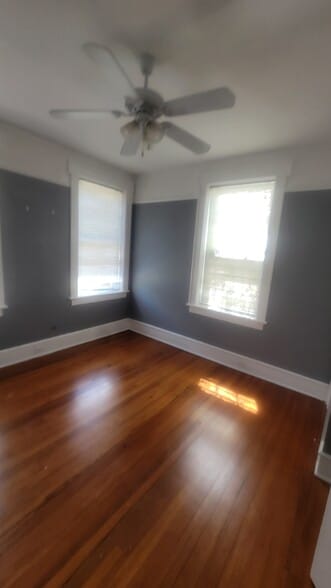 Building Photo - 148 W 6th St