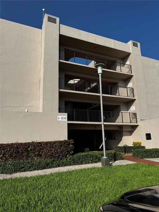Building Photo - 8540 SW 133rd Avenue Rd