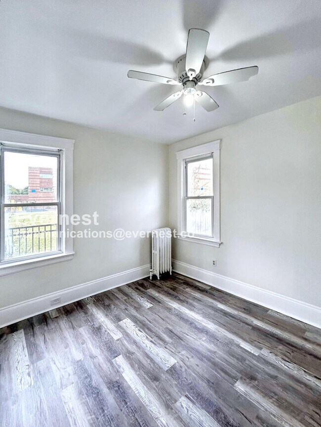 Building Photo - 1794 W 54th St