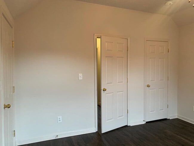 Building Photo - 2225 Sonoma Pl