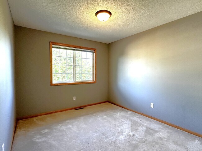 Building Photo - 10838 181st Ln NW