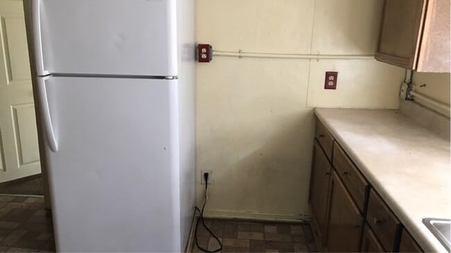 Building Photo - 136 LA-147