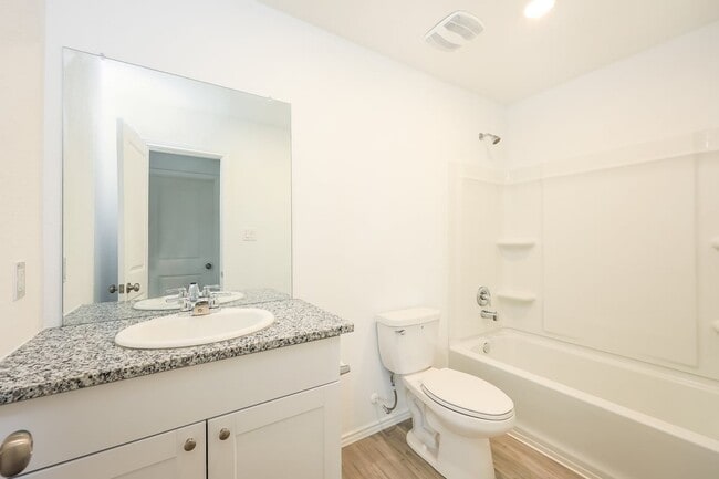 Building Photo - 10727 Hernando Ct
