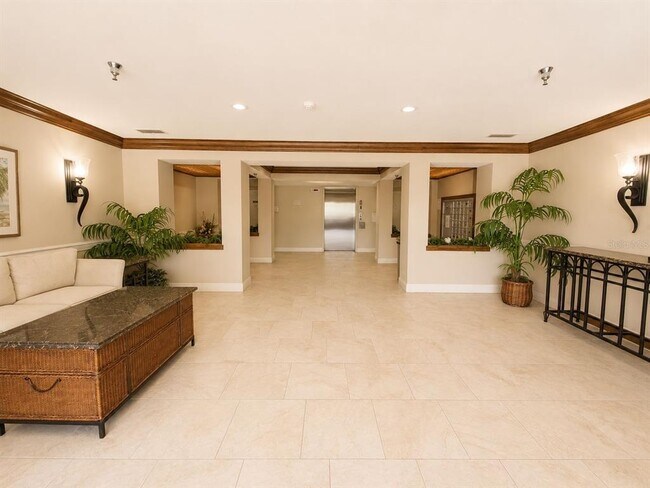 Building Photo - 2323 Feather Sound Dr