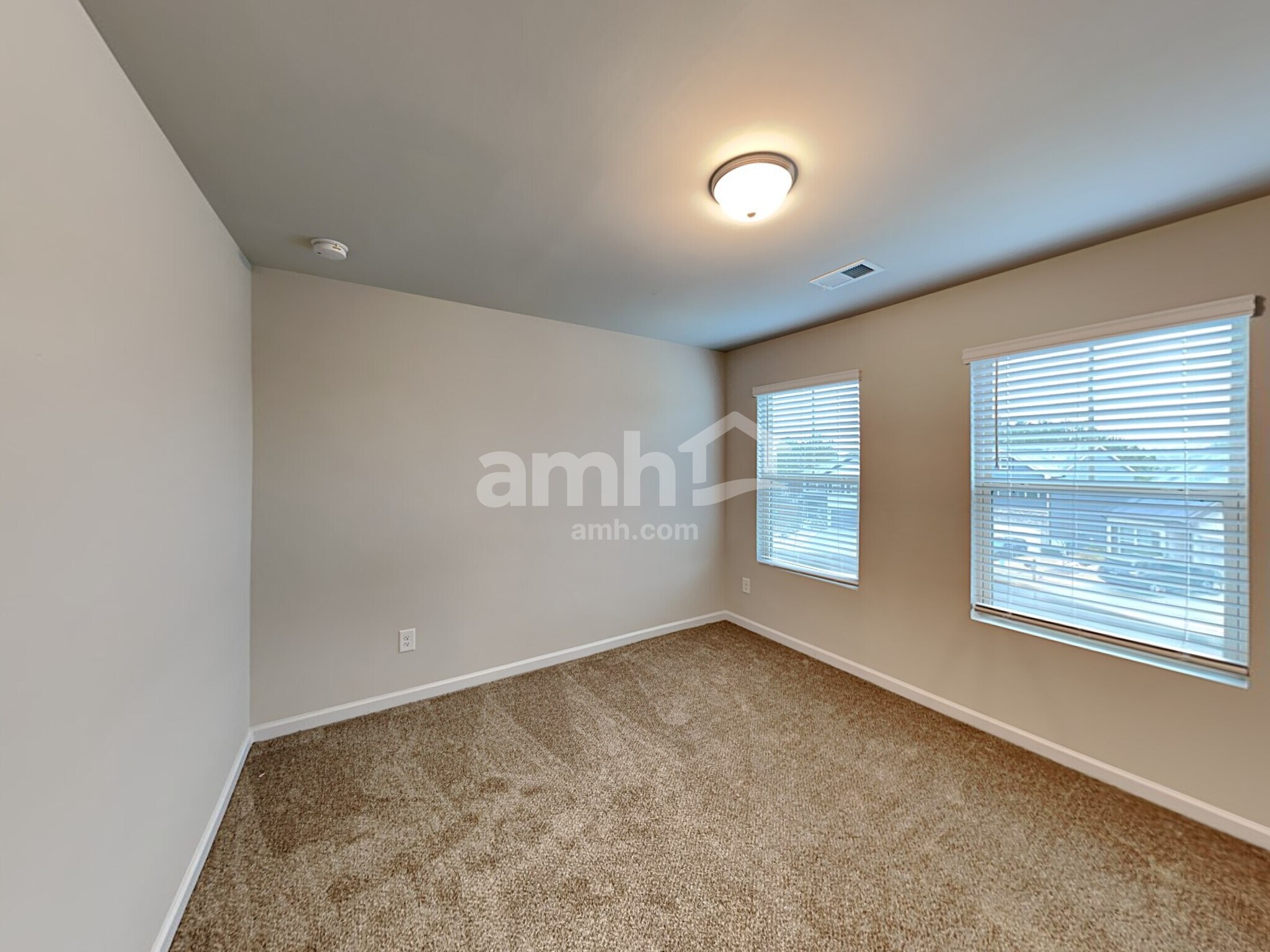 Building Photo - 373 Winston Cir