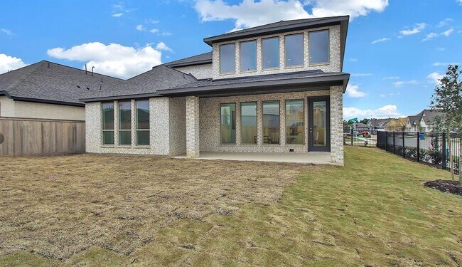 Building Photo - 11142 Plateau Oak Dr