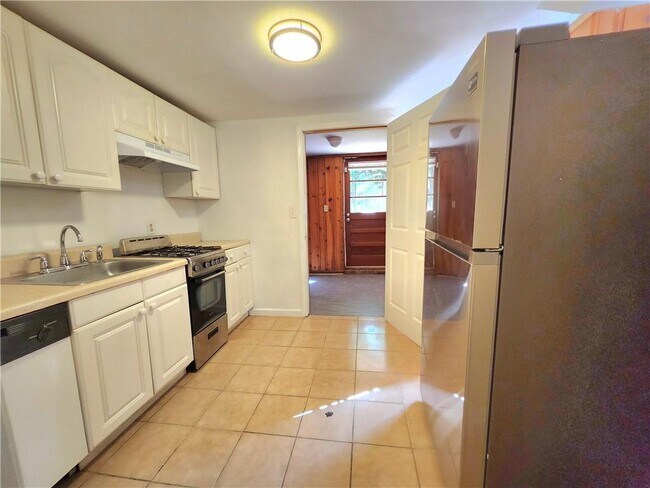 Building Photo - 2497 N Druid Hills Rd NE