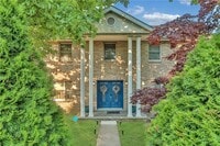 Building Photo - 433 New Rochelle Rd