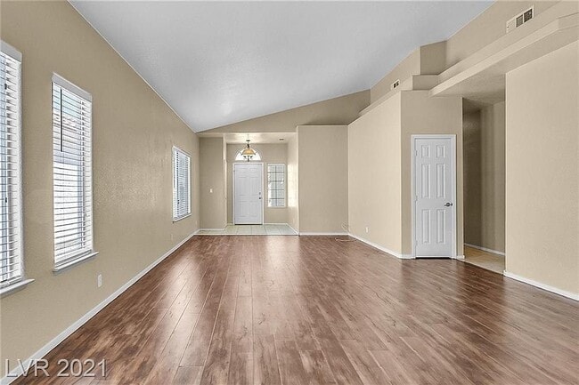 Building Photo - 237 Highgate St