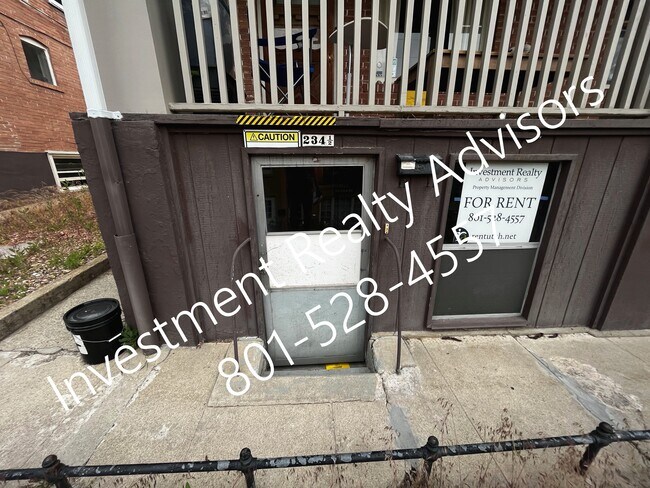 Building Photo - 234 1/2 N Spencer Ct-