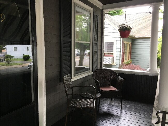 Building Photo - 29 Enfield Ave