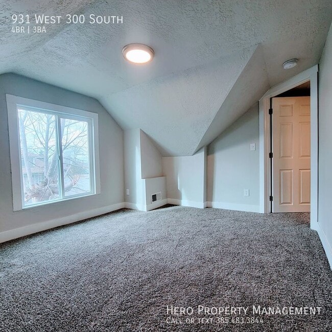 Building Photo - 931 W 300 S