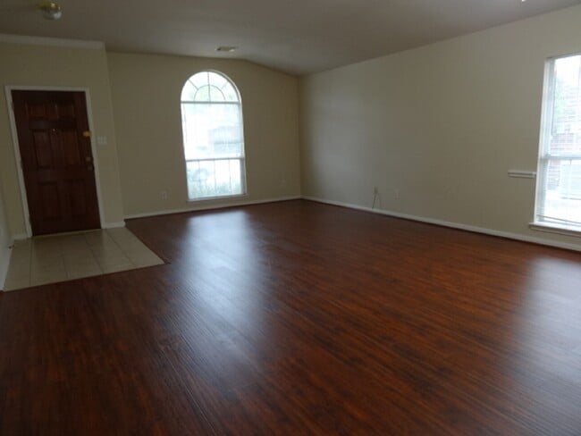 Building Photo - 22949 Cayman Estate