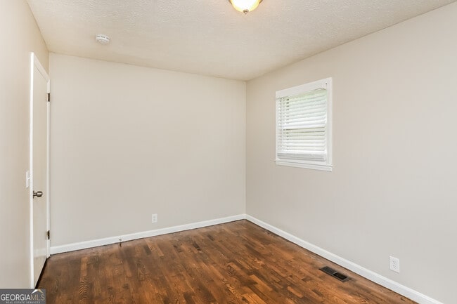 Building Photo - 2309 Stephens Cir
