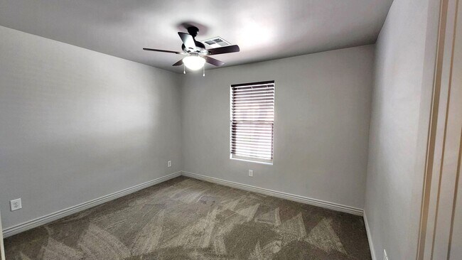 Building Photo - COURTYARD @CIELO VERDE